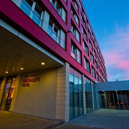 The Gerald'S Hotel Rădăuţi المظهر الخارجي الصورة