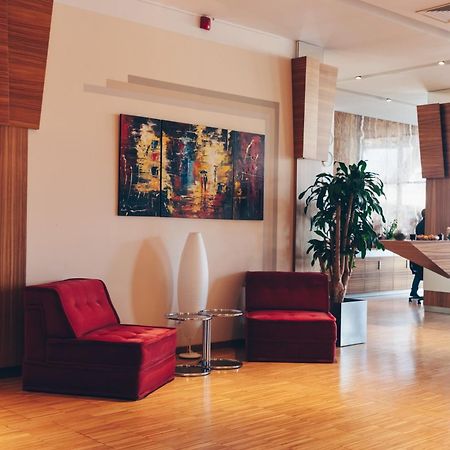 The Gerald'S Hotel Rădăuţi المظهر الخارجي الصورة