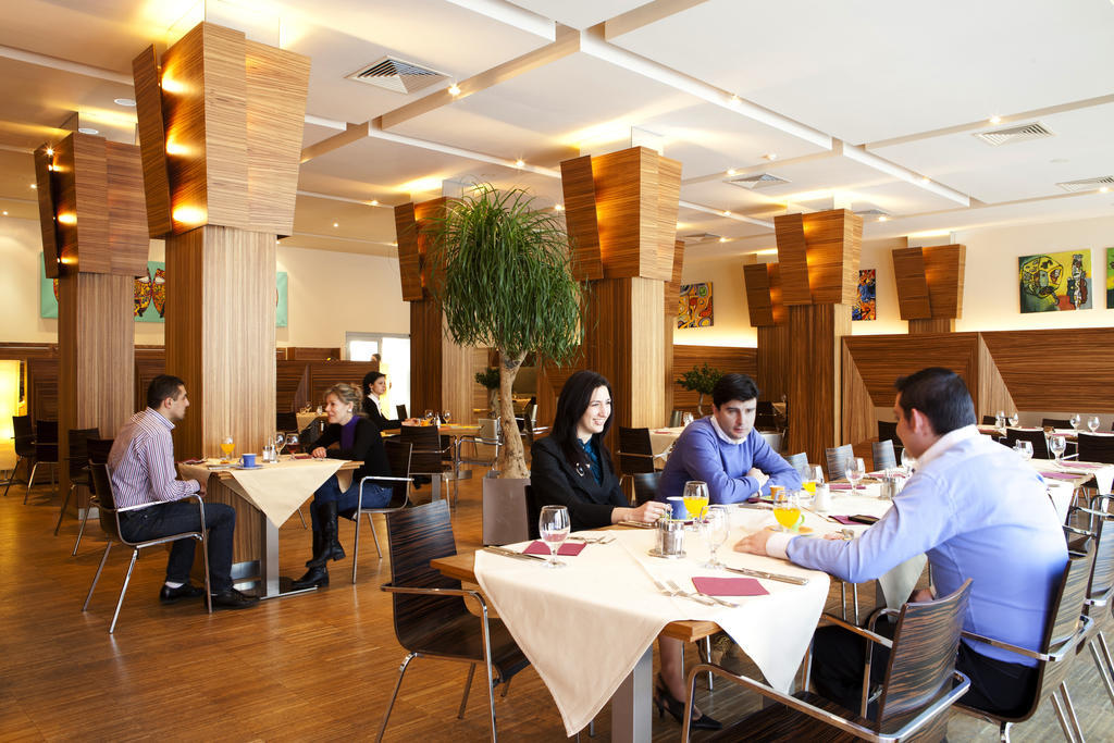 The Gerald'S Hotel Rădăuţi المظهر الخارجي الصورة